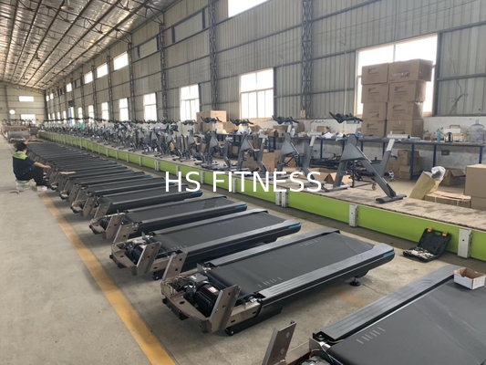 Εμπορικό Treadmill εγχώριας γυμναστικής 20 Χ 220V 0-15% κλίσεων 3HP χλμ δύναμης μηχανών
