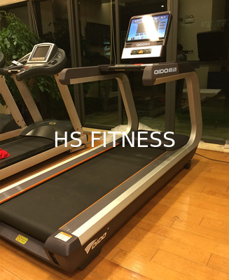 Τα λεπτά Treadmill υψηλής ταχύτητας μηχανών εναλλασσόμενου ρεύματος 3hp λιπαντικά αναθεωρούν την επίδειξη